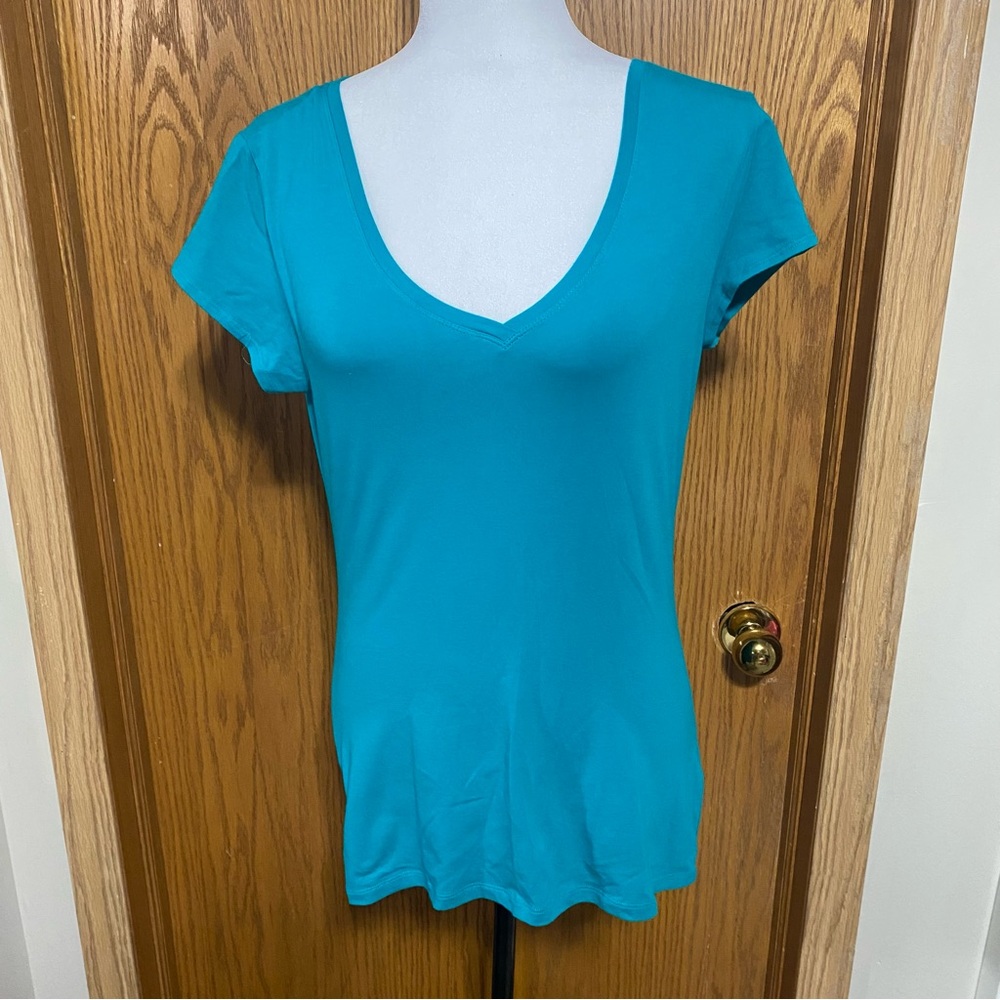 Teal t shirt new without tags